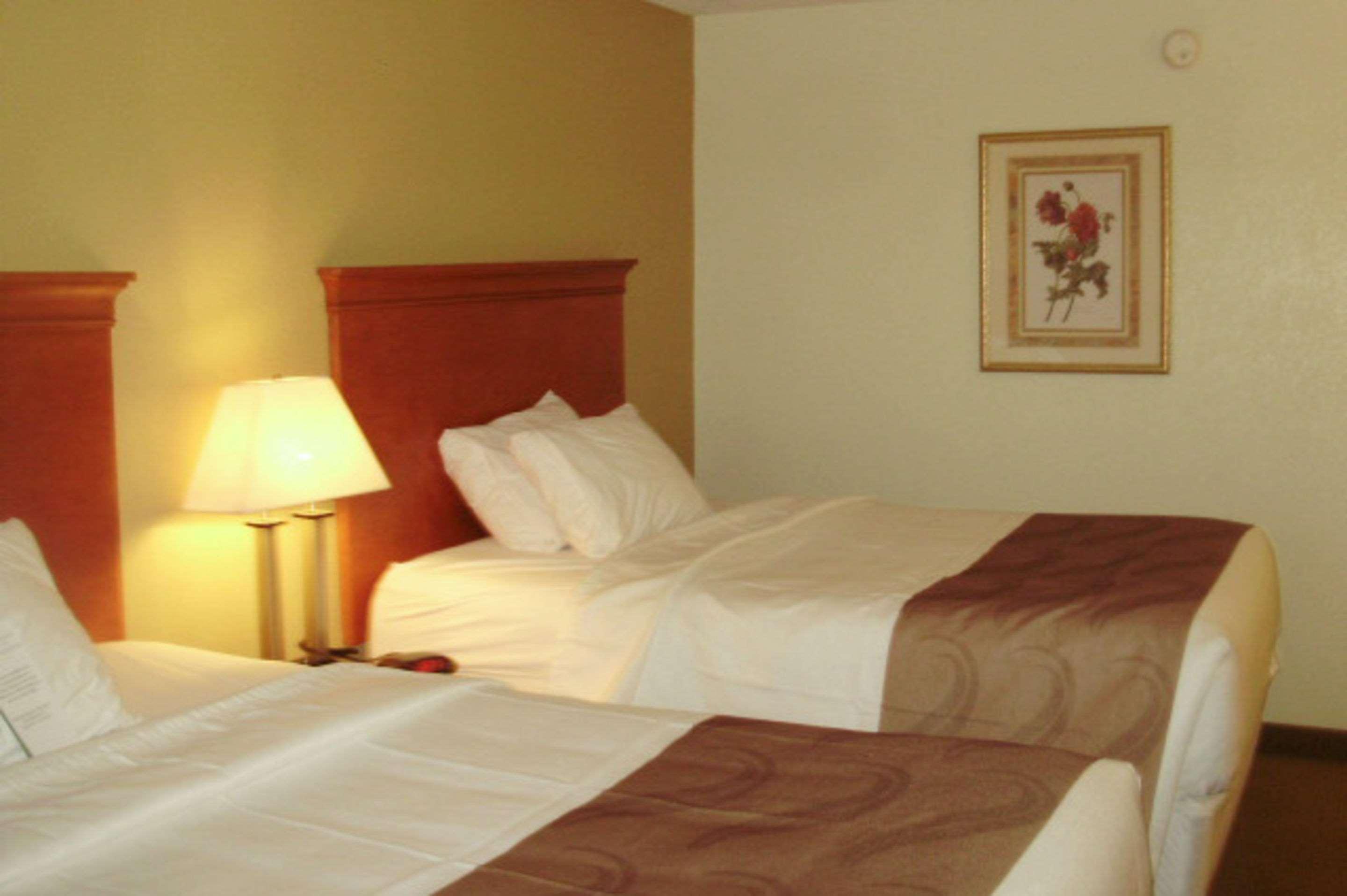 Quality Inn & Suites Florence - Cincinnati South Exterior foto
